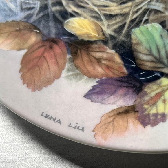 Pair of Lenia Liu Porcelain Plates Tender Lullaby Song of Promise Baby Birds - Picture 11 of 13